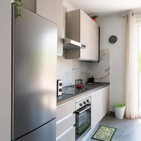 Casa de Férias Mirti Roma